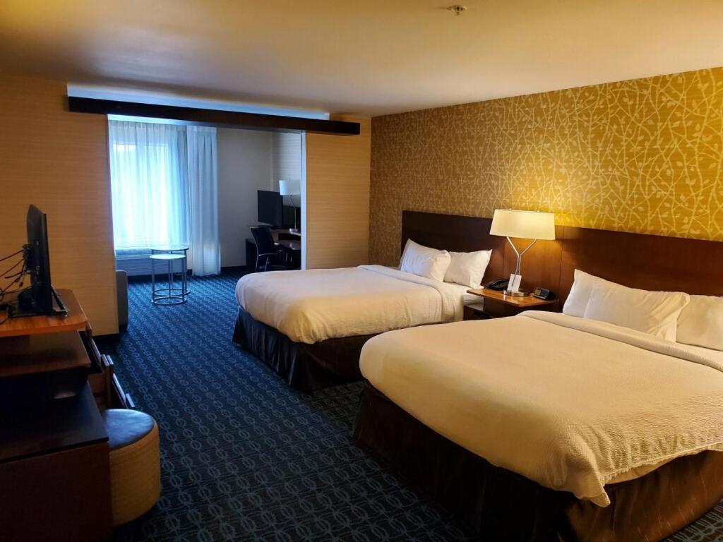 Fairfield Inn & Suites By Marriott Belle Vernon Екстер'єр фото