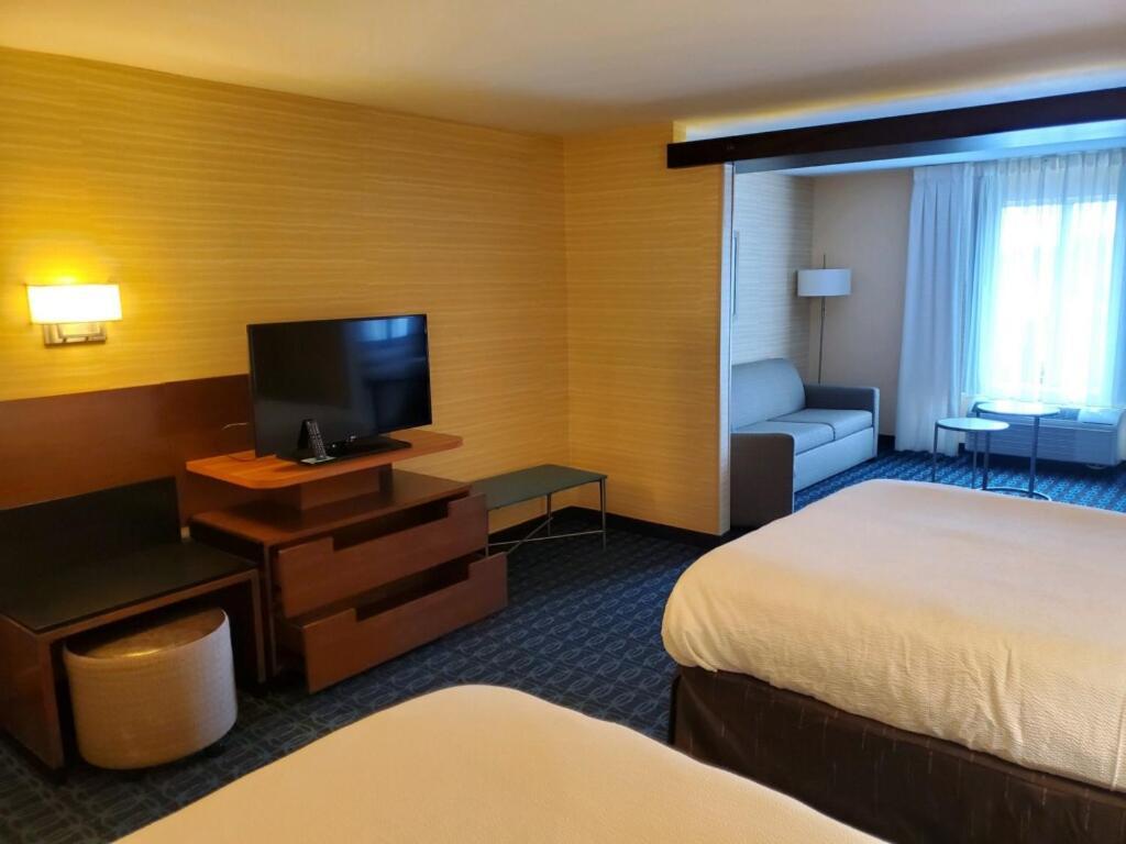 Fairfield Inn & Suites By Marriott Belle Vernon Екстер'єр фото