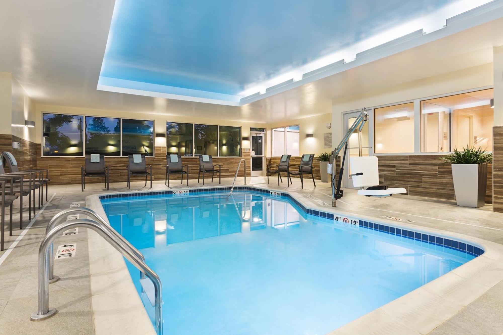Fairfield Inn & Suites By Marriott Belle Vernon Екстер'єр фото